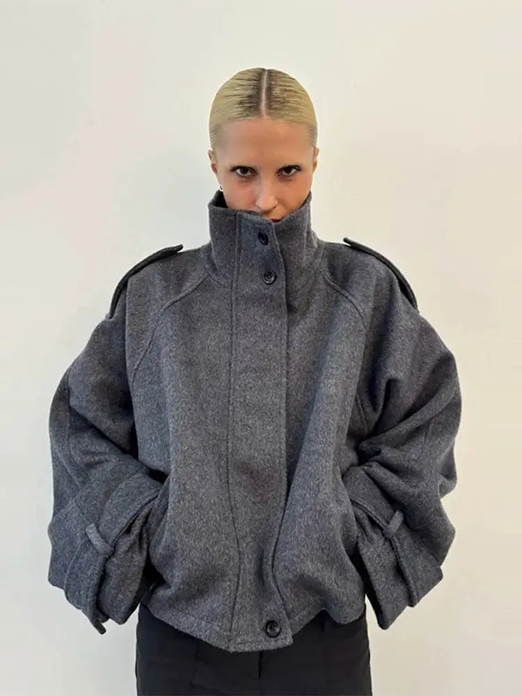 Chaqueta Oversize de Lana con Cuello Alto Oslo