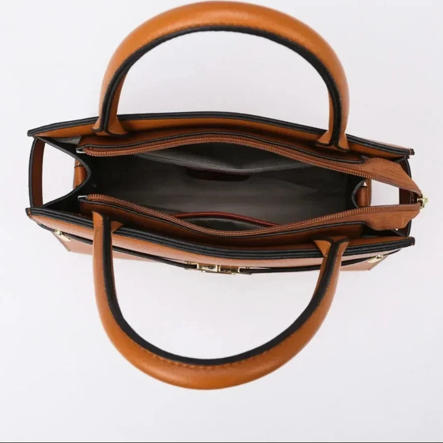 Bolso de Mano Elegante con Detalle de Hebilla