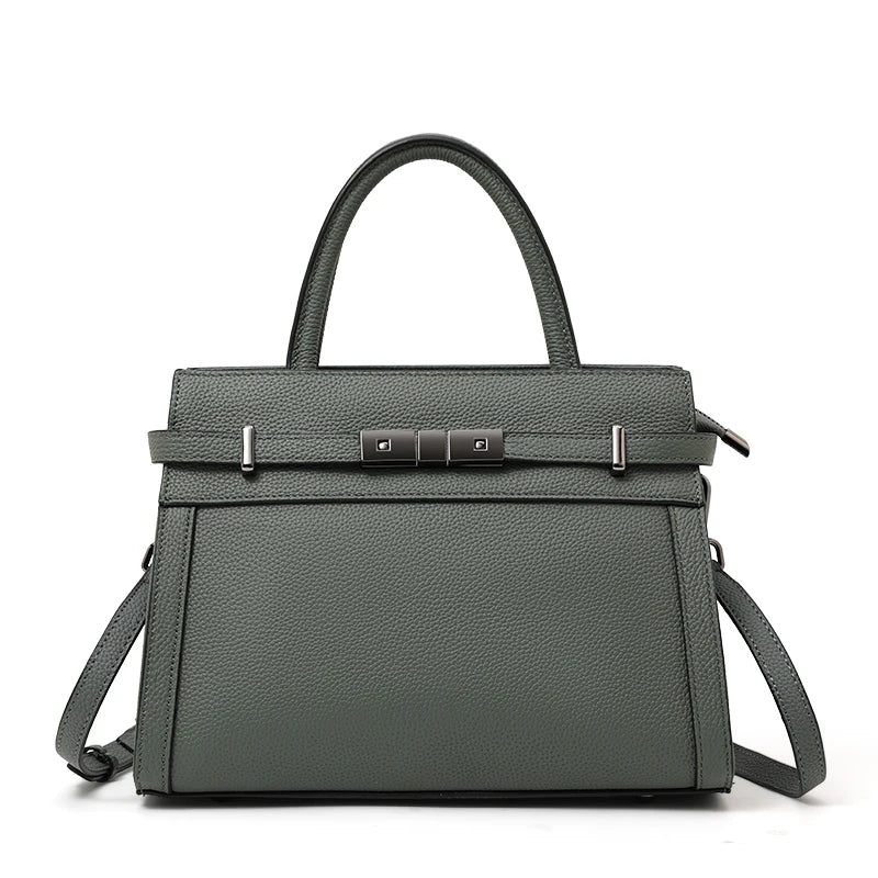 Bolso de Mano Estructurado con Detalle de Cinturón y Correa Ajustable