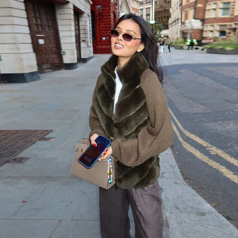 Alurea™ | Chaqueta Combinada de Punto y Pelo Sintético con Cuello Alto