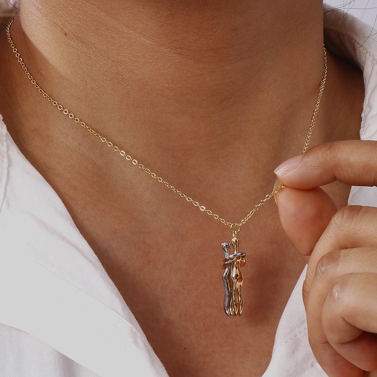 Collar Abrazo-Infinito® plateado (con nota especial)