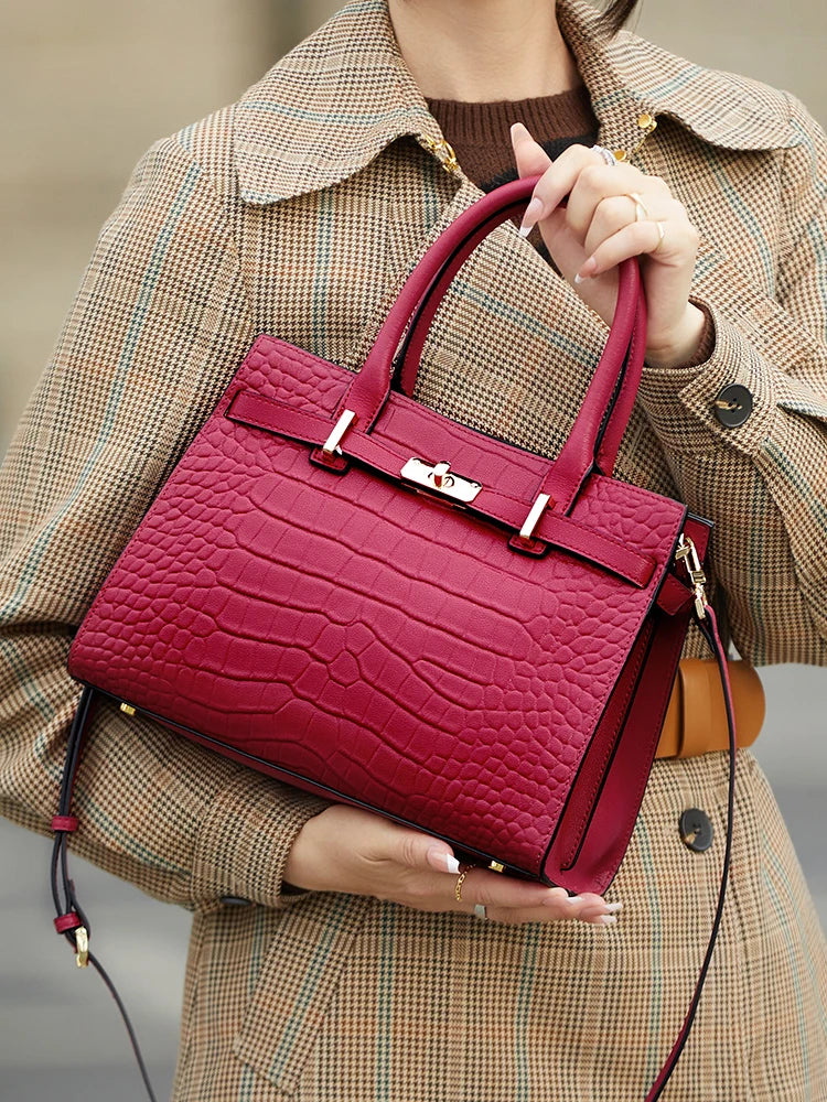 Bolso Elegante de Mano en Grabado Coco - Alurea