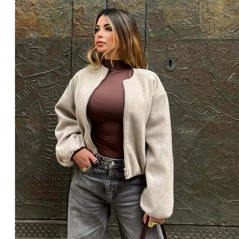 Chaqueta Bomber Corta Oversize sin Cuello | Colección Otoño-Invierno