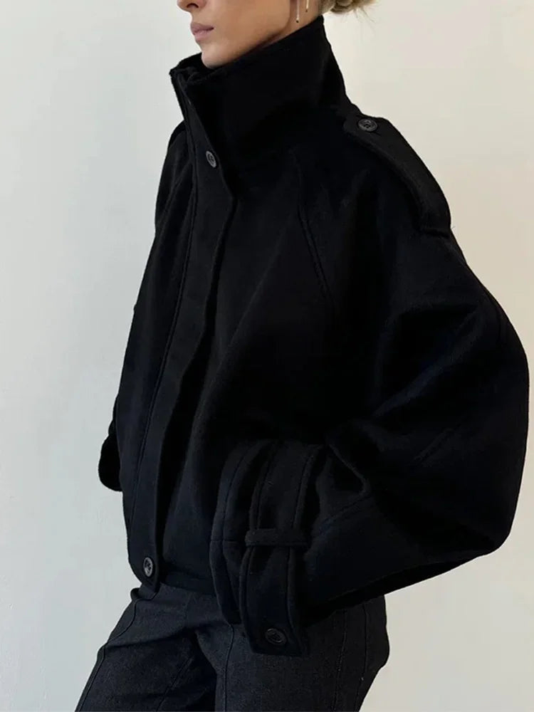 Chaqueta Oversize de Lana con Cuello Alto Oslo